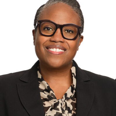 Karen Thompson Headshot
