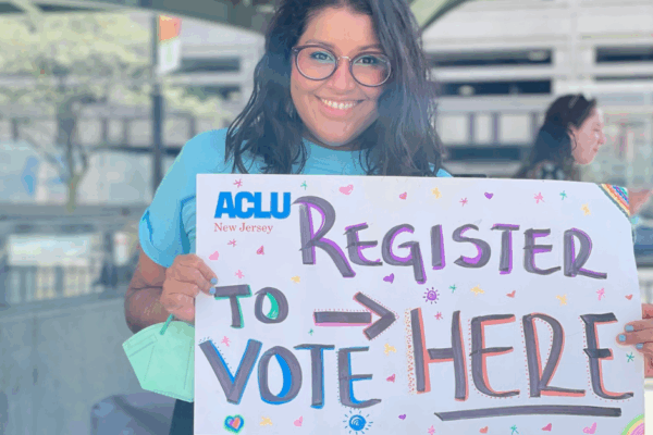 ACLU-NJ Campaign Strategist Alejandra Soto encouraging people to register to vote.
