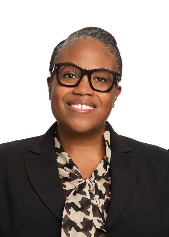 Karen Thompson Headshot